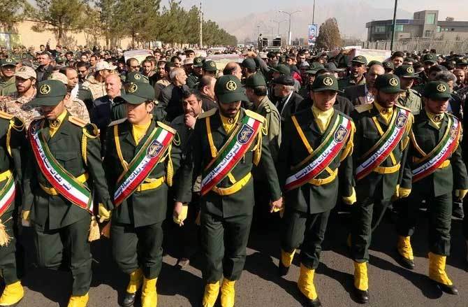 Khủng bố bắt cóc 14 lính biên phòng Iran