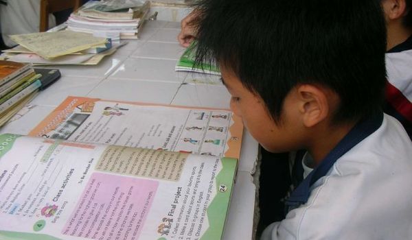 Giáo viên gắn mác 'Tây' tràn ngập trung tâm tiếng Anh châu Á