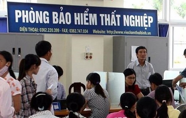 Muốn tiếp tục đóng BHXH phải trả lại trợ cấp thất nghiệp?