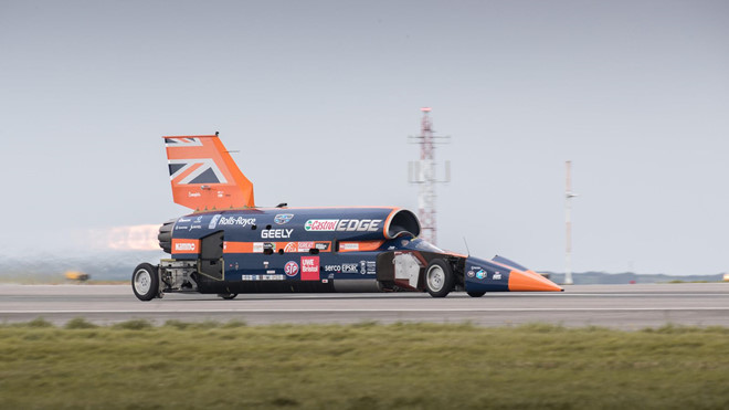 Siêu xe tốc độ 1.600 km/h có nguy cơ chết yểu vì thiếu tiền