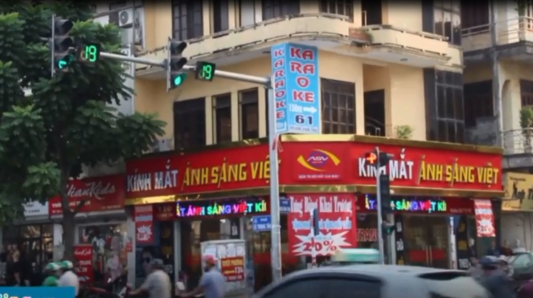 Mô hình 'đồng phục' biển hiệu ở Hà Nội thất bại sau 2 năm thử nghiệm