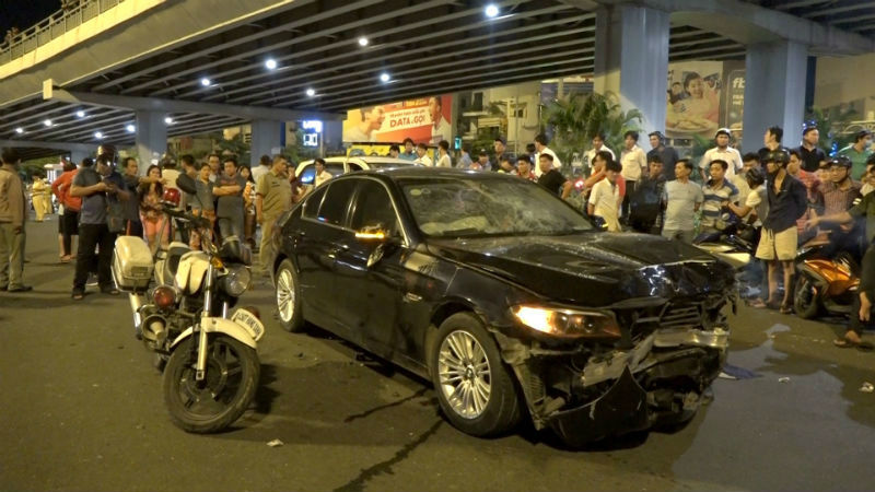 Nữ tài xế BMW nói 'cứ để em lo' sau tai nạn 1 người chết, 5 người bị thương