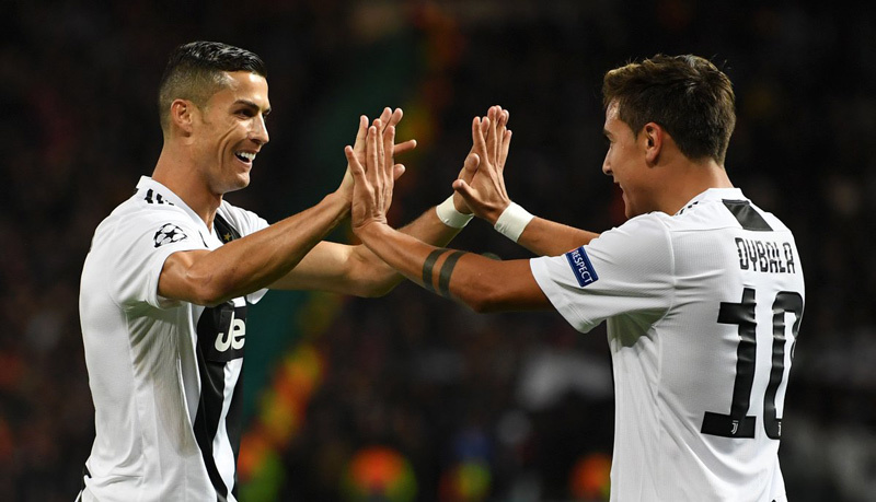 Ronaldo và Dybala tỏa sáng, Juventus đánh gục MU