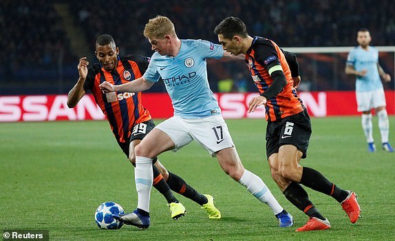 Vùi dập Shakhtar, Man City chiếm ngôi đầu bảng