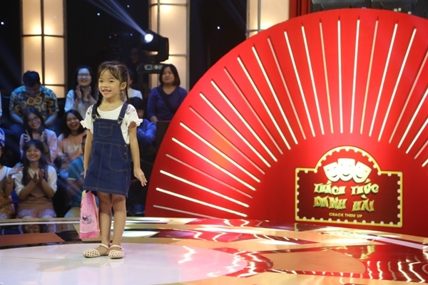 Thách thức danh hài mùa 5 tập 2: Thánh livestream chửi cả showbiz Việt