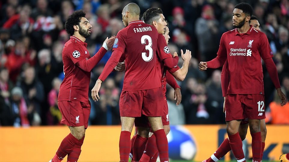 Salah lập cú đúp, Liverpool chiếm ngôi đầu bảng