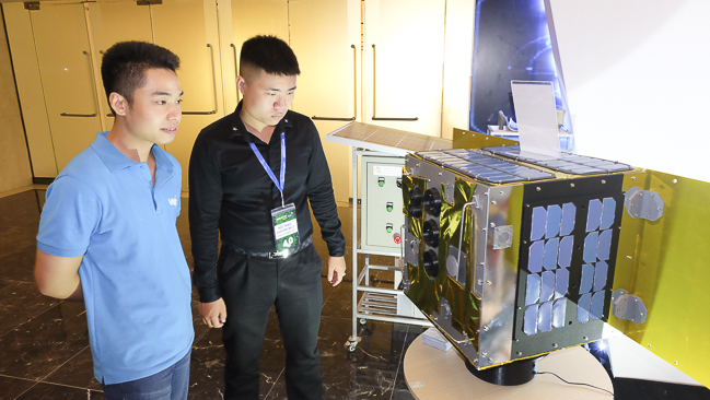 Check out the projects to conquer space by satellite Make in Vietnam