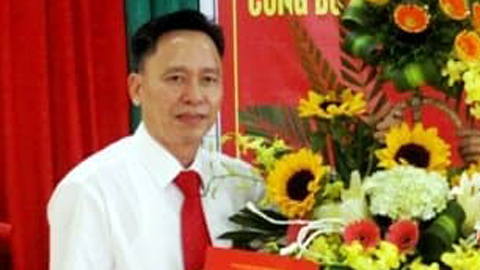 Quan hệ bất chính, Chủ tịch Hội Chữ thập đỏ tỉnh mất chức