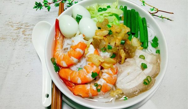 Gợi ý những món ăn sáng 'ăn hoài không chán' khi lang thang Sài Gòn