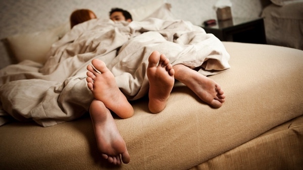 Trả giá đau đớn cho việc làm mới cuộc yêu sai cách