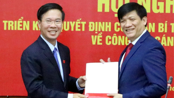 Thứ trưởng Y tế làm Phó trưởng ban Tuyên giáo Trung ương