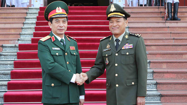 Hình ảnh lễ đón Tổng tư lệnh quân đội Hoàng gia Campuchia