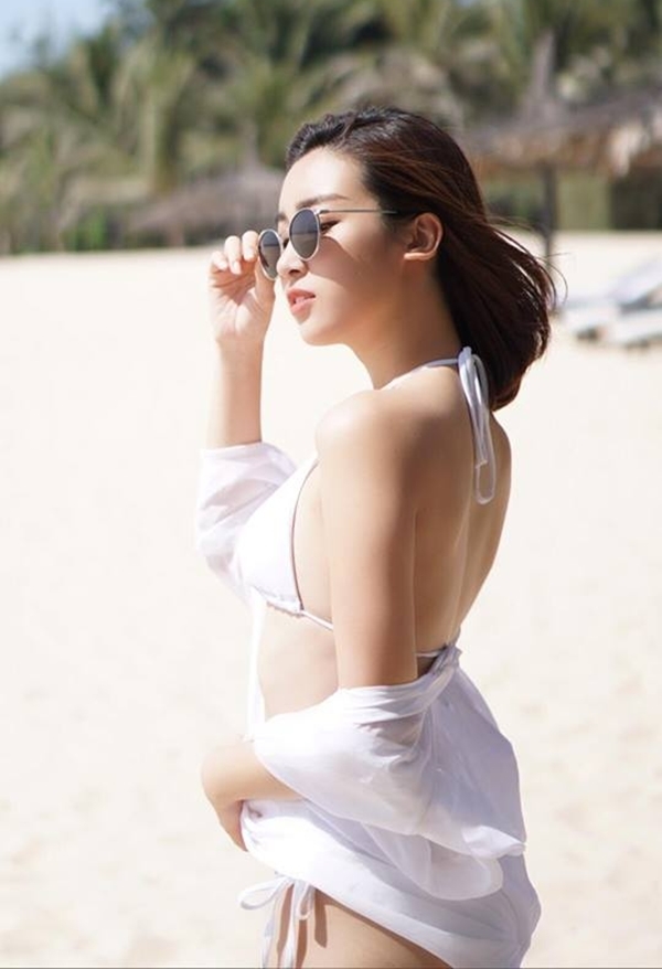 Sao Việt ngày 31/10: Hương Giang đính chính tin đồn được cầu hôn