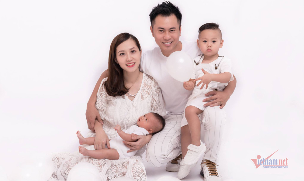 Dương Cầm cung vợ và con trai