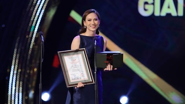 Phương Anh Đào giành giải Nữ diễn viên chính xuất sắc LHP Quốc tế Hà Nội