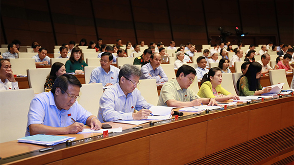 Thủ tướng: Đàn chim sẽ bay nhanh hơn nếu mọi con chim cuối đàn bay nhanh