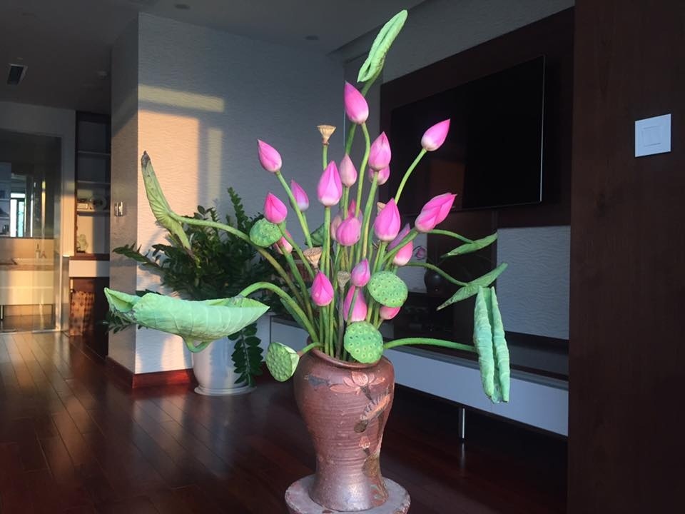 Tiền bạc ngập két chỉ nhờ chọn đúng loại hoa cắm trong nhà