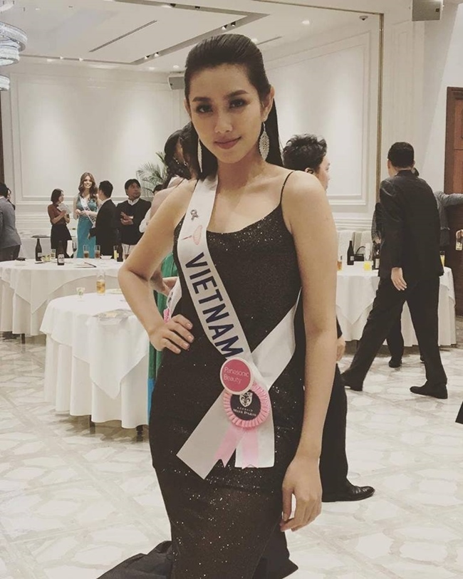 Miss International 2018: Thùy Tiên nóng bỏng trong phần thi bikini