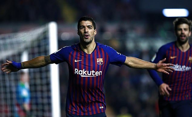 Suarez lại đóng vai người hùng, Barca thắng siêu kịch tính