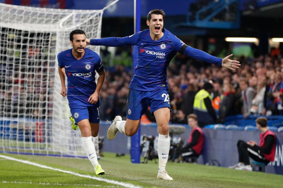 Morata bừng sáng, Chelsea thổi bay Crystal Palace