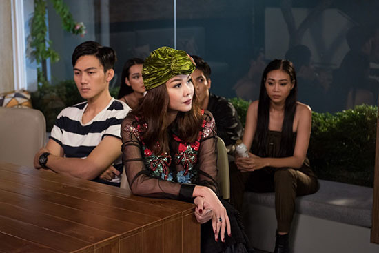 The Face tập 5: Thanh Hằng phải nhận kết đắng từ Hoàng Yến ở The Face