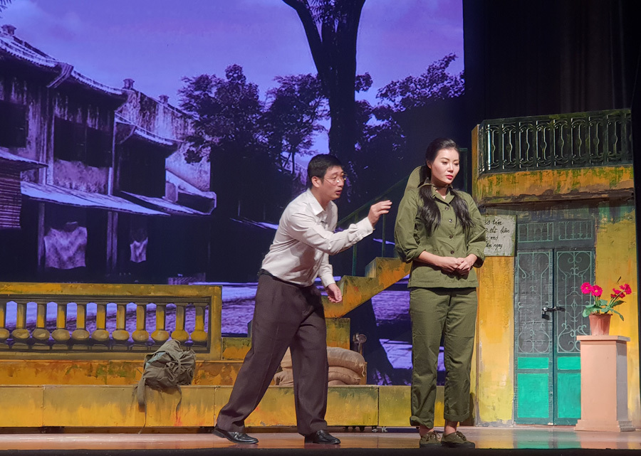 Kịch có Thanh Hương 'Quỳnh búp bê' mở màn Liên hoan sân khấu Thủ đô