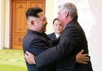 Kim Jong Un tươi cười đón tiếp Chủ tịch Cuba