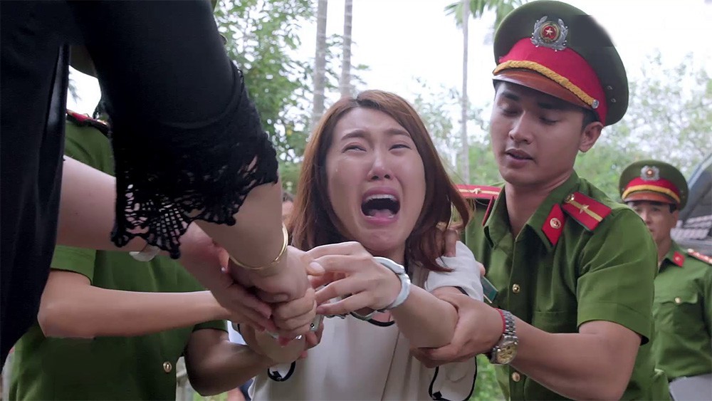 Gạo nếp gạo tẻ tập 79: Con gái Hồng Vân bị mẹ chồng vu khống tội ăn cắp