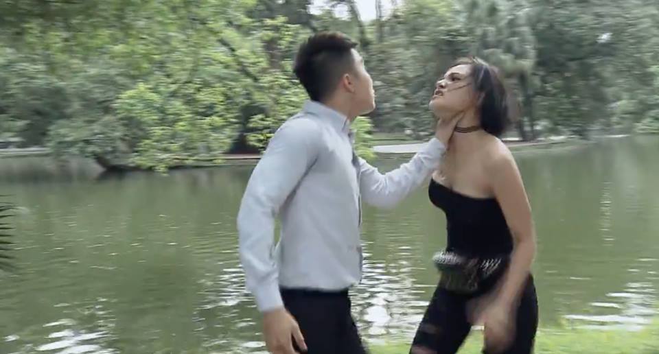'Quỳnh búp bê' tập 24: My 'sói' bị người tình bóp cổ, đánh no đòn