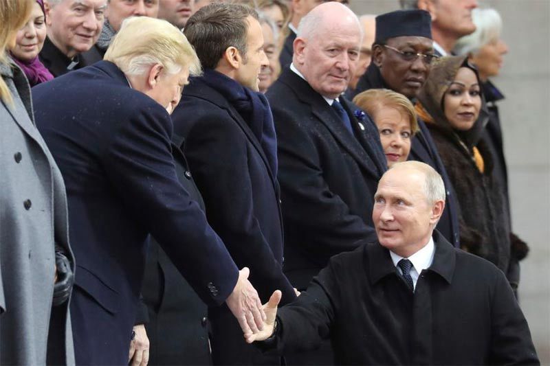 Thế giới 24h: Trump - Putin trò chuyện chóng vánh