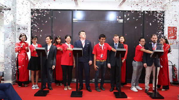 Trường học không giảng viên, không bục giảng, cam kết lương ngàn đô