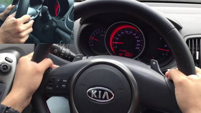 Công dụng 'thần thánh' của lẫy chuyển số trên vô lăng