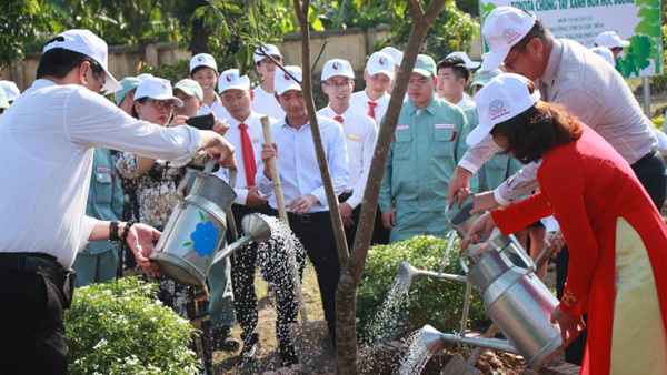 Toyota Việt Nam chung tay ‘xanh hoá’ học đường 2018