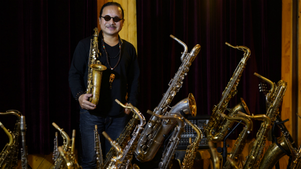 Bộ sưu tập kèn saxophone tiền tỷ của Trần Mạnh Tuấn