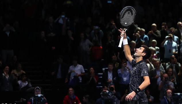 Djokovic toàn thắng vòng bảng ATP Finals