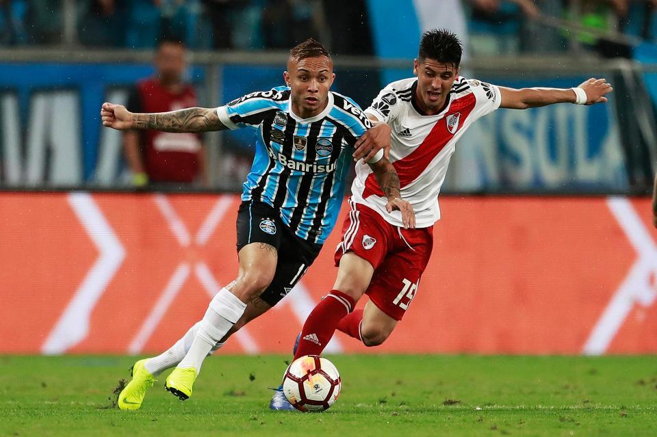 MU săn sao trẻ Brazil, Chelsea nổ bom tấn 70 triệu bảng