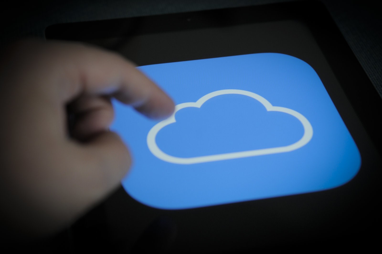 Lý do Microsoft chặn cập nhật ứng dụng iCloud