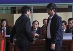 Những khoảnh khắc hiếm thấy trong phiên tòa xử Phan Văn Vĩnh