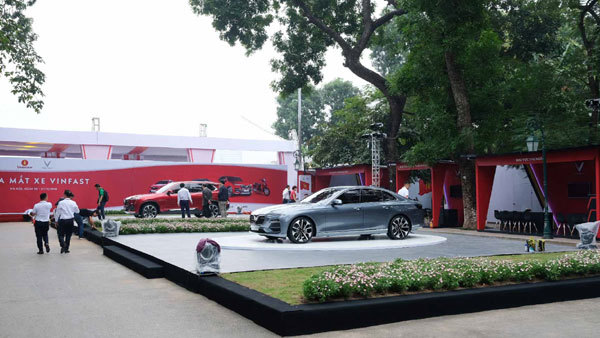Xe VinFast chinh phục người Việt Nam