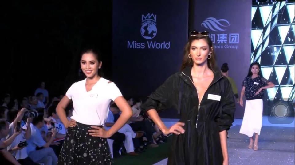 Little Vy is a Super Model sliding at Miss World 2018
