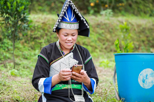 Ngoại tình: Có cả chồng lẫn bồ, lại si mê thêm 'phi công trẻ' kém 10 tuổi