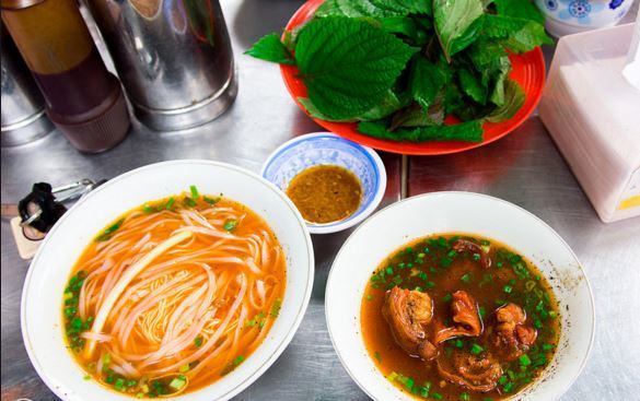 Món hủ tiếu lạ miệng nhưng chất lừ ở Sài Gòn