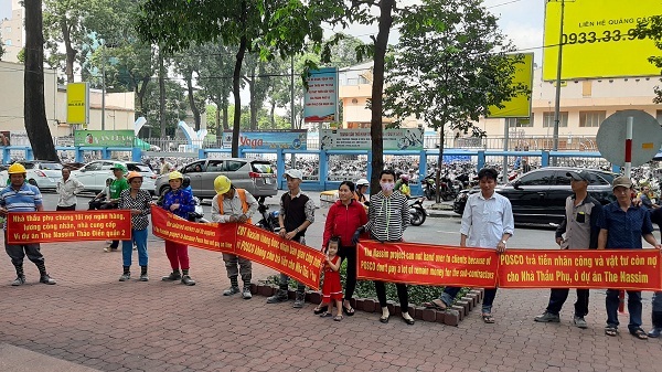 Công nhân “bao vây” đòi tiền đại gia Hàn Quốc
