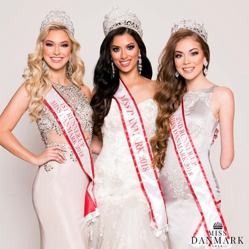 Người đẹp khuyết tật gây ấn tượng mạnh tại Miss Supranational