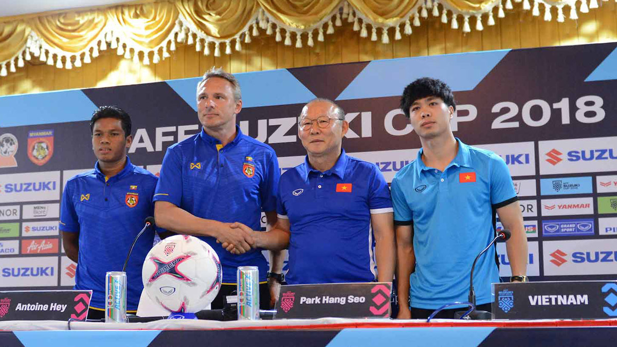 AFF Cup 2018: HLV Park Hang Seo và cuộc chiến trên 