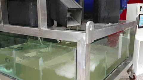 Việt Nam chế tạo thành công máy làm đá tuyết từ nước biển