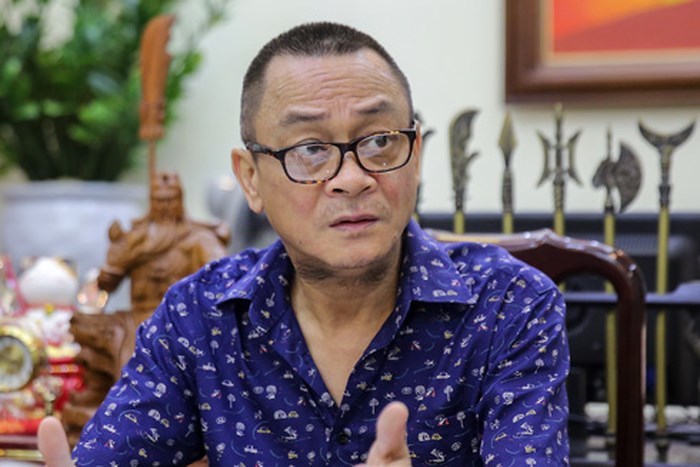 Nhà hát Kịch khích lệ tinh thần NSND Anh Tú đang bệnh nặng