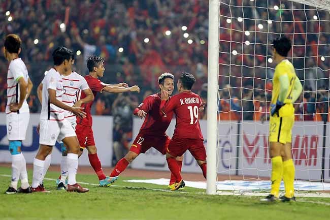 Tuyển Việt Nam trẻ nhất Asian Cup, thầy Park đã chốt đăng ký