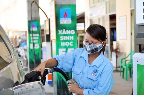 Sử dụng công nghệ cũ của Trung Quốc: Lo chất lượng xăng E5?