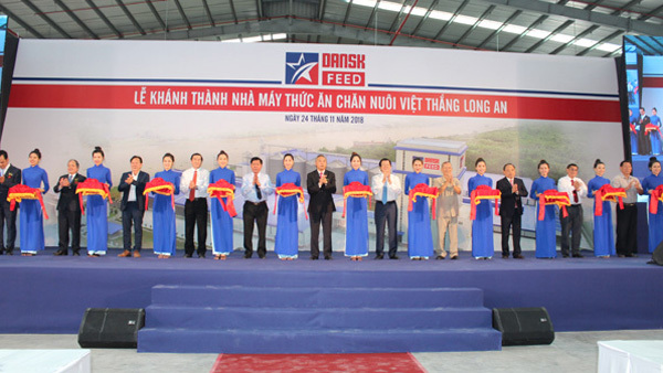 Khánh thành nhà máy thức ăn chăn nuôi 35 triệu USD